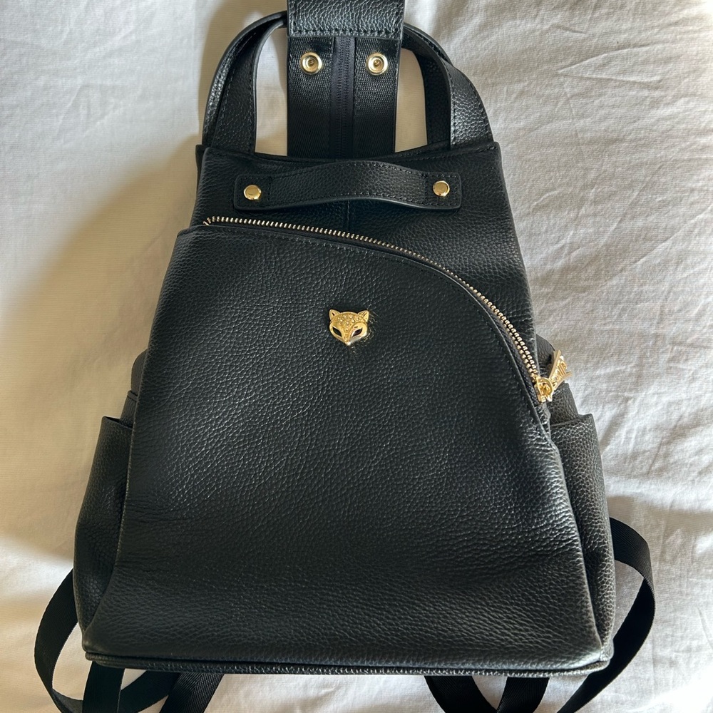 NWOT Fox Elegant Black Leather Backpack